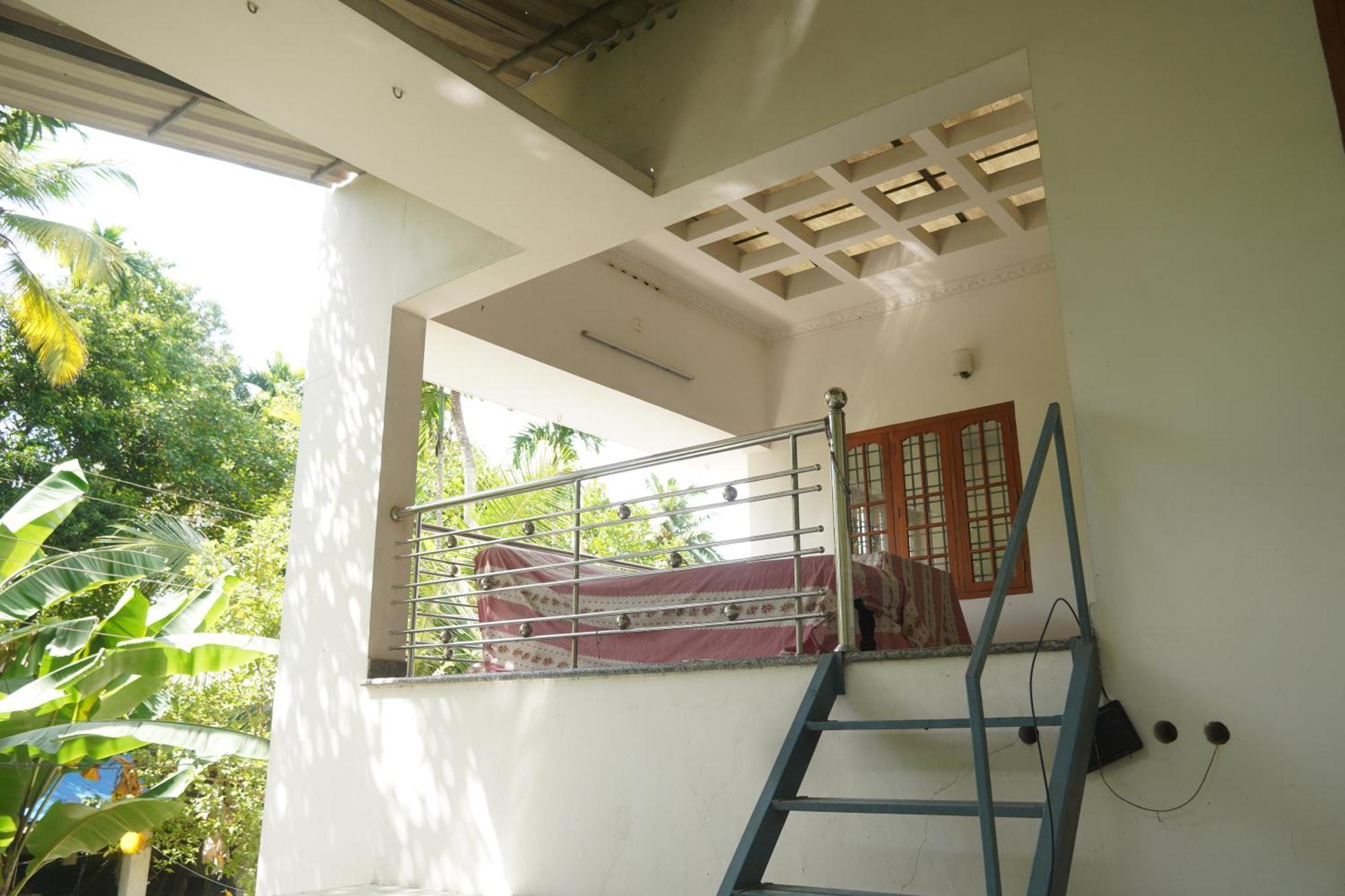 Joby Homestay Kadamakudy Kochi Exterior foto